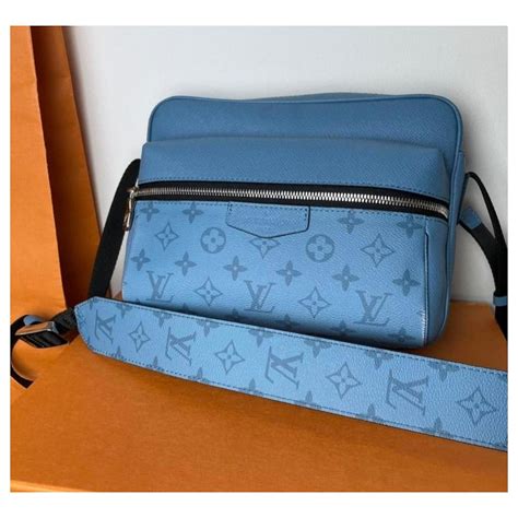 sacoche louis vuitton bleu et noir|sacoche louis vuitton femme.